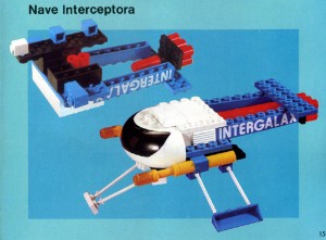 Nave Intercepora Intergalax con el Cirrevol de cabina